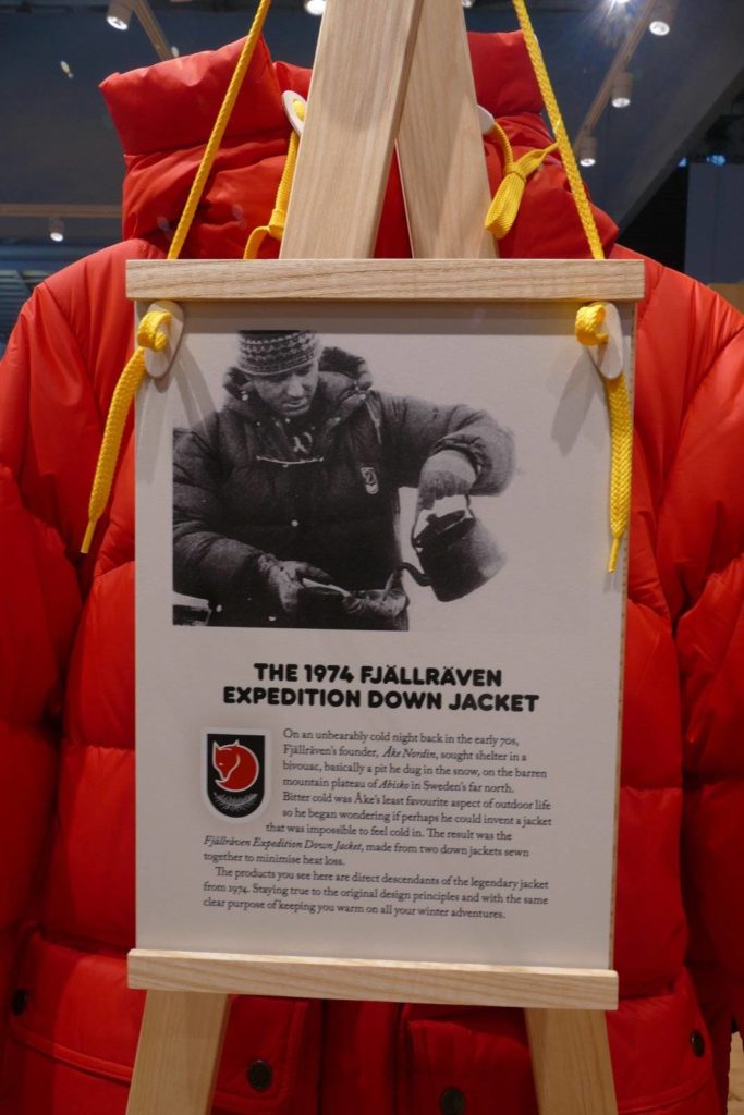 1974 Fjällräven Expedition Down Jacket mit Bild von Åke Nordin